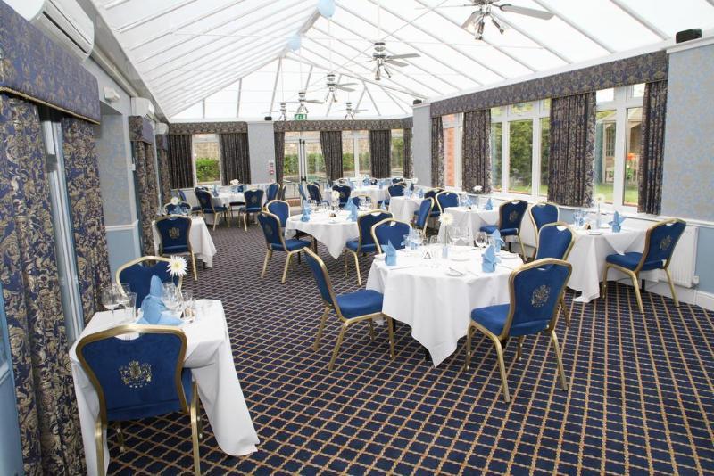 Carlton Park Hotel Rotherham Eksteriør billede