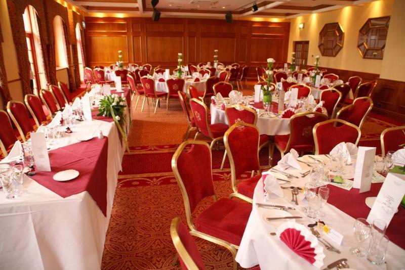 Carlton Park Hotel Rotherham Eksteriør billede