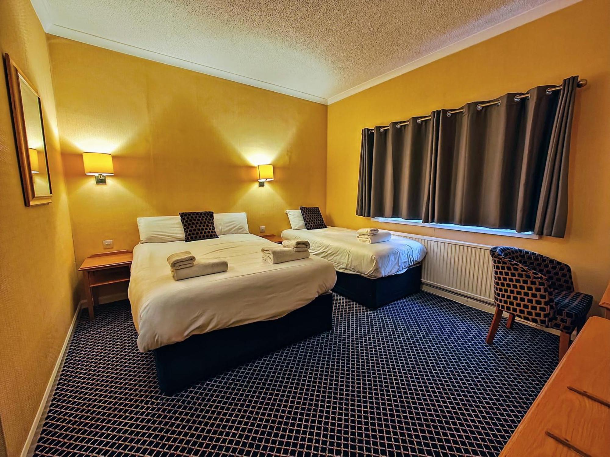 Carlton Park Hotel Rotherham Eksteriør billede