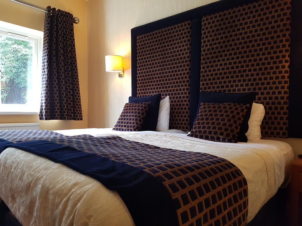 Carlton Park Hotel Rotherham Eksteriør billede