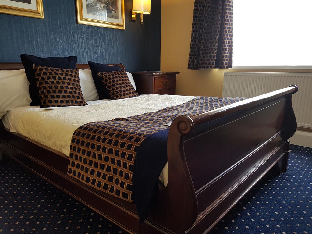 Carlton Park Hotel Rotherham Eksteriør billede