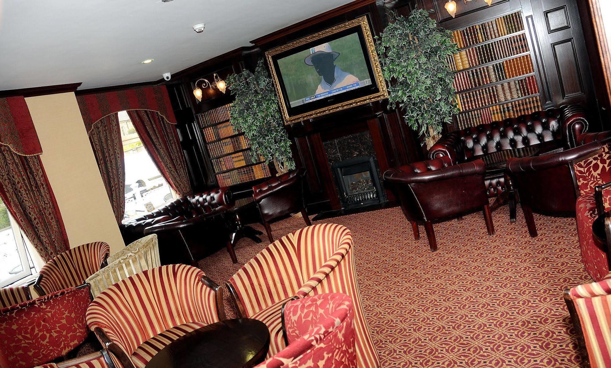 Carlton Park Hotel Rotherham Eksteriør billede