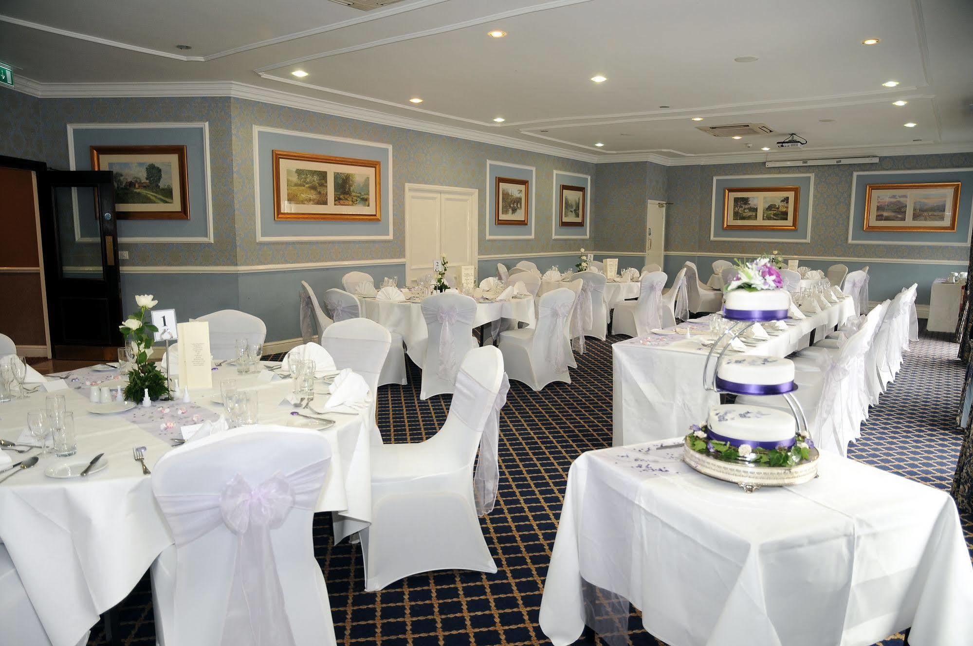 Carlton Park Hotel Rotherham Eksteriør billede